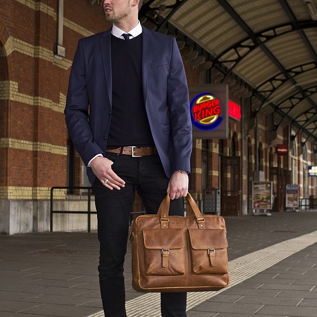 CHESTERFIELD LAPTOPBAG LARGE DYLAN COGNAC