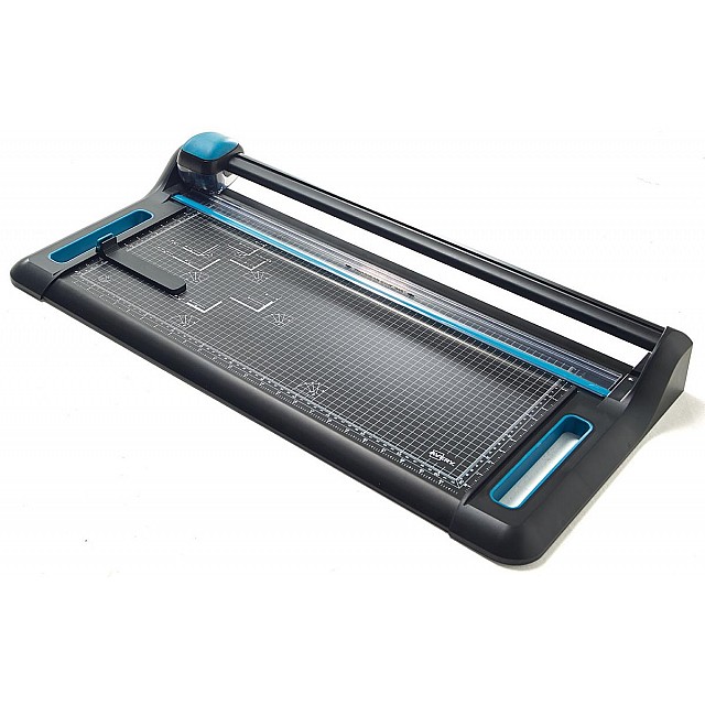 AVERY ROLSNIJMACH PRECISION A2