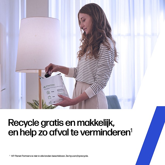 HP 651 original Ink cartridge C2P11AE BHK Tri-color