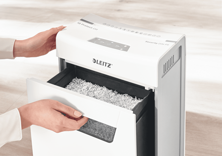 LEITZ PAPIERVERNIETIGER IQ protect 4M P5