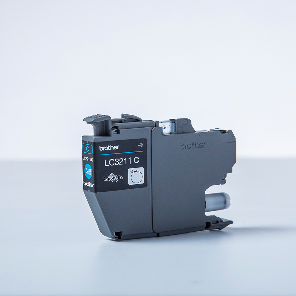 BROTHER LC3211C Cyan ink cartridge with a capacity of 200 pa